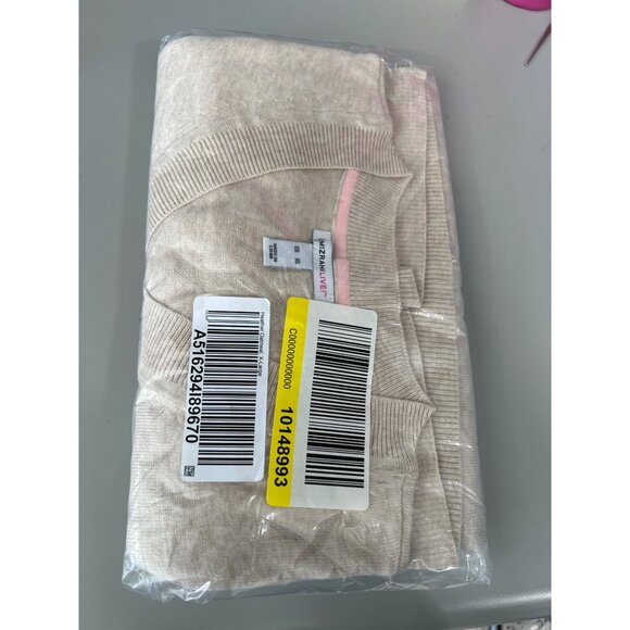 Isaac Mizrahi Live V Neck Sweater with Chest Pocket Women XL Heather Oatmeal NEW - Picture 4 of 5